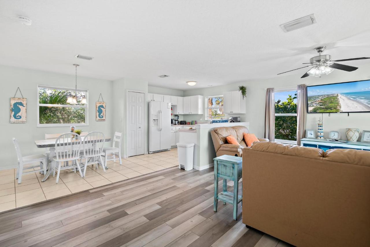 Beachside Serenity Escape - Private 3Br And 2Ba, Dog Friendly Duplex Oasis, Steps To Shore! Мельбурн Экстерьер фото